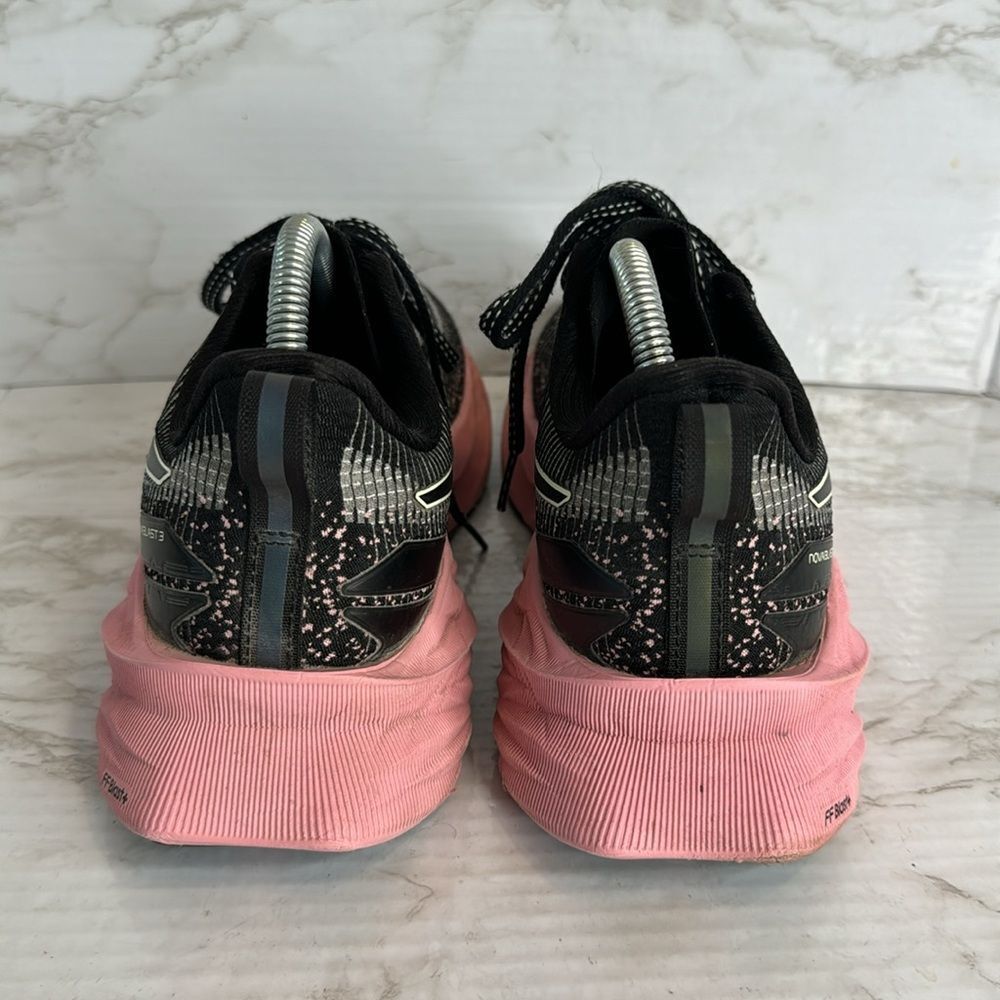 ASICS Novablast 3 LE Women's Athletic Running Shoes Black Pink Rave Size 9.5 - Picture 6 of 10